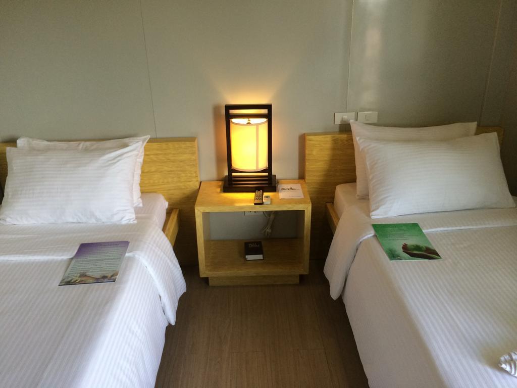 Shore Time Hotel - Annex Balabag  Kültér fotó